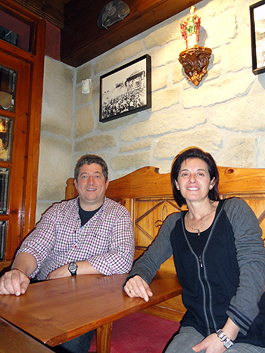 Fran y Ana propietarios del Restaurante La Cadiera de Jaca